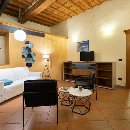 Verdi 11 Florencia Exterior foto